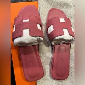 Brand new oran sandal